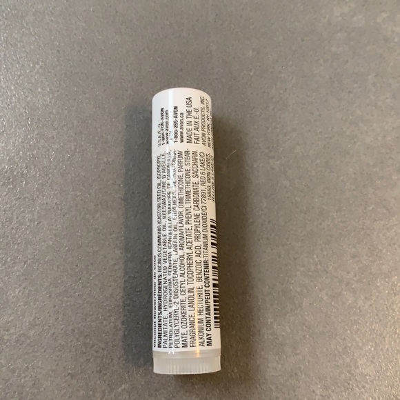 🌼 Avon “Petals” Lip Balm - Coconut Flower 🌼 - Picture 2 of 10